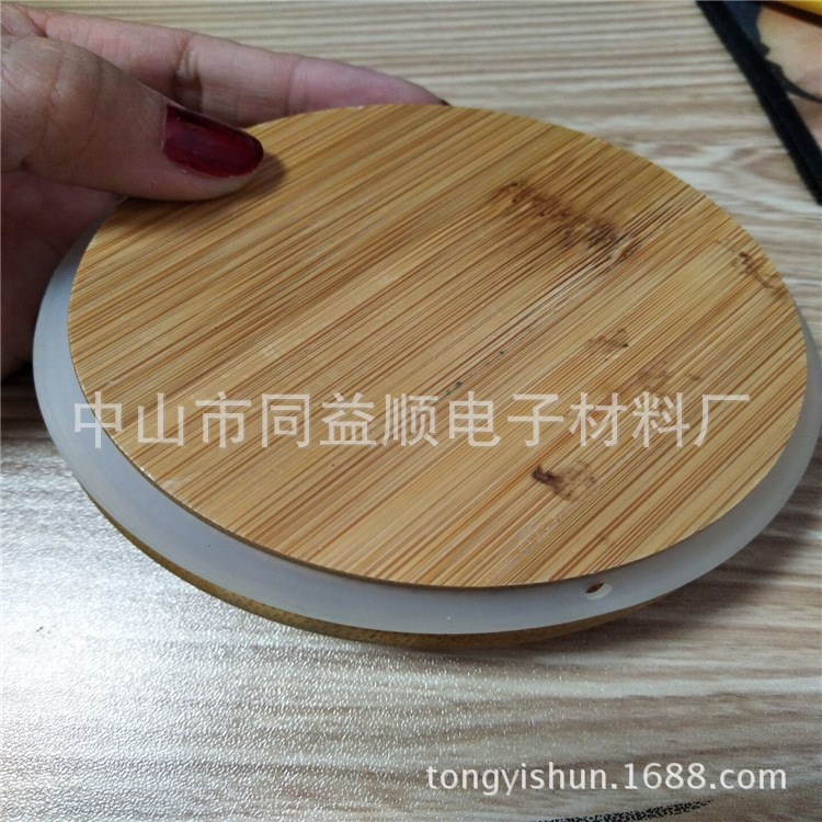 廠家供應瓶蓋密封圈 門框隔音密封條 LED車燈防水硅膠密封條