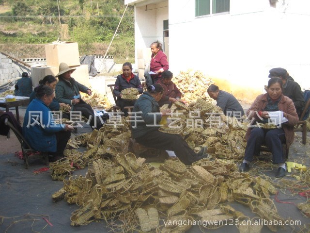 廠家大批量低價(jià)供應(yīng)祭祀草鞋、宗教草鞋、外貿(mào)草鞋（可商檢）