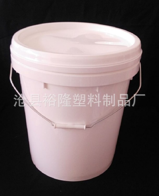 销售10升塑料桶 机油桶 涂料桶肥料桶 有3.5L 4L 5L.10L.16L.20L