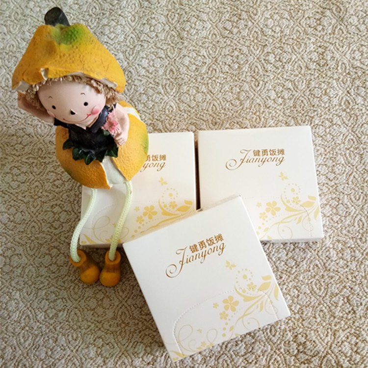 紙巾廠家定制企業(yè)宣傳廣告紙巾 抽取式盒裝餐巾紙 木漿抽紙定做