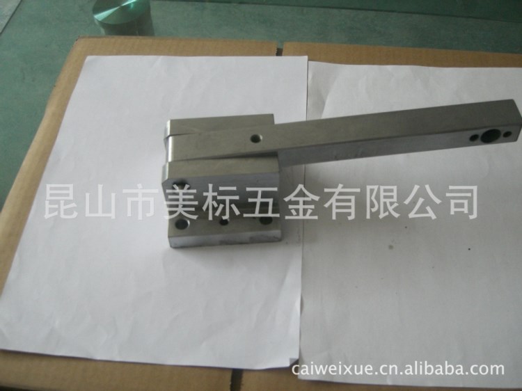 供應檢具標準件，翻轉機構