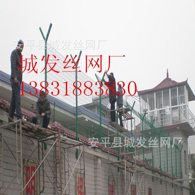 上海熱鍍鋅刀片刺繩、學(xué)校小區(qū)機(jī)關(guān)船舶防盜網(wǎng)、爬網(wǎng)、刺鐵絲