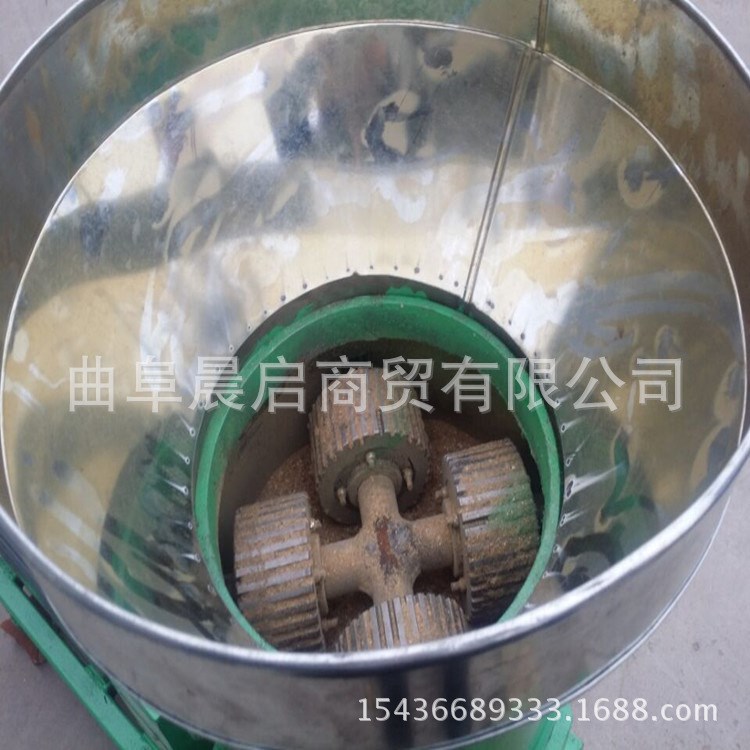 出廠價格銷售 家用顆粒飼料機 多功能玉米秸稈燃料顆粒機