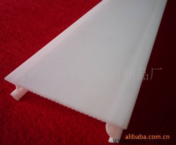 供應(yīng)有機(jī)玻璃異型材