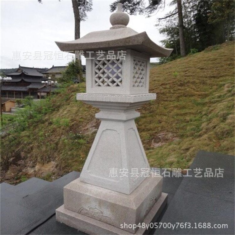 廠家供應(yīng) 庭院景觀石燈 寺廟石雕燈籠 花崗巖石燈 自然石燈籠