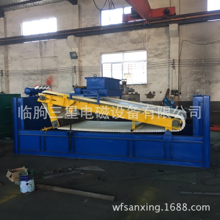廠家直銷大型石英砂除鐵設(shè)備磁選機(jī)SGB濕式強(qiáng)磁板式磁選機(jī)