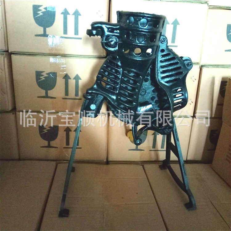 生產加工低價翻砂鑄造 暢銷的小型手動農業工具 6kg 玉米脫粒機