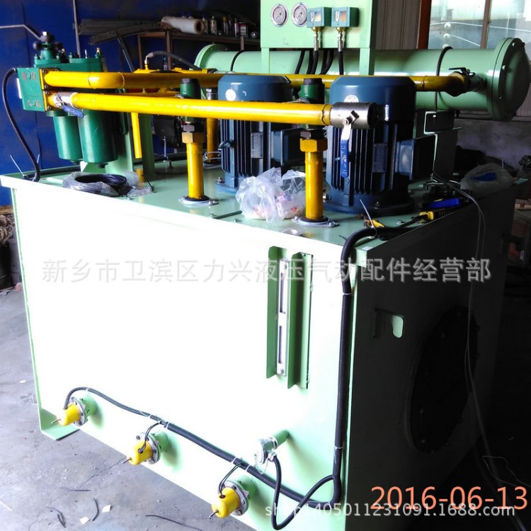 高低壓稀油潤滑站定制廠家 電動(dòng)稀油潤滑泵 PLC控制稀油潤滑系統(tǒng)