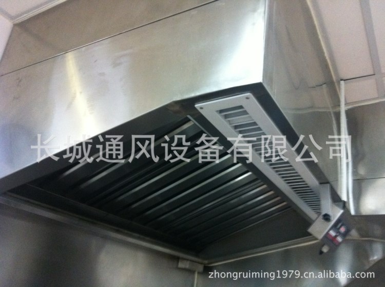 承接無錫酒店排煙通風(fēng)工程.廚房排煙凈化設(shè)備白鐵管道加工安裝