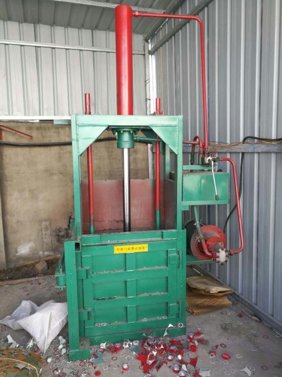 直銷飲料瓶壓縮機 新疆供應棉花打包機 多用廢紙液壓打包機型號