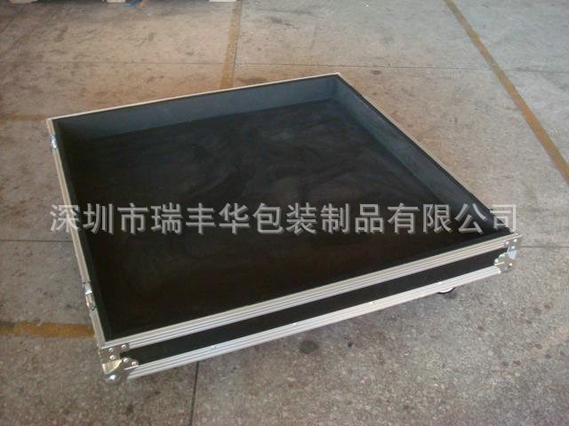 廠家供應(yīng)新款拉桿箱 旅行箱 航空箱 精密設(shè)備箱 各類鋁箱