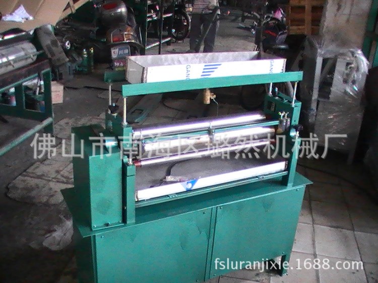 義烏蘇州寧波紙品雙面單面上膠機供應商LR720膠水機廠家直銷