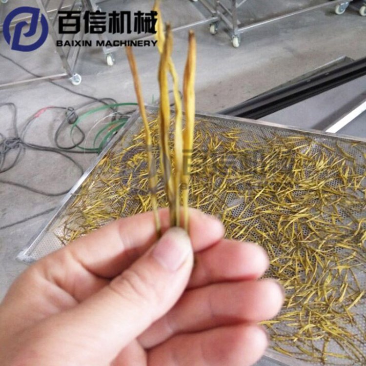 連續(xù)式金針菜箱式烘干機 網(wǎng)帶式黃花菜干燥設(shè)備 大型黃花菜干燥設(shè)