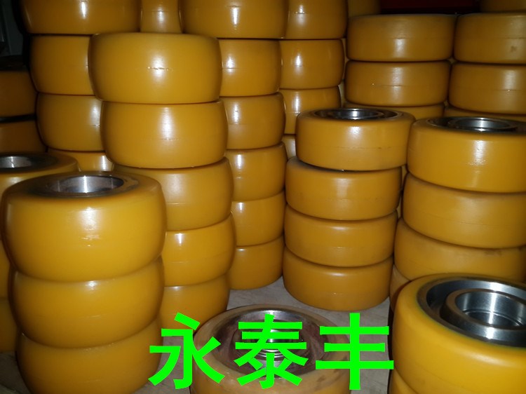 產(chǎn)銷(xiāo)批發(fā) 125*50PU叉車(chē)輪 BT叉車(chē)輔助輪 工具車(chē)輪胎