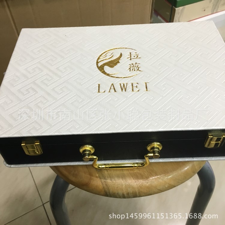 廠家直銷化妝品包裝盒.紋繡色料套盒.香水盒.酒盒定做.精品套盒