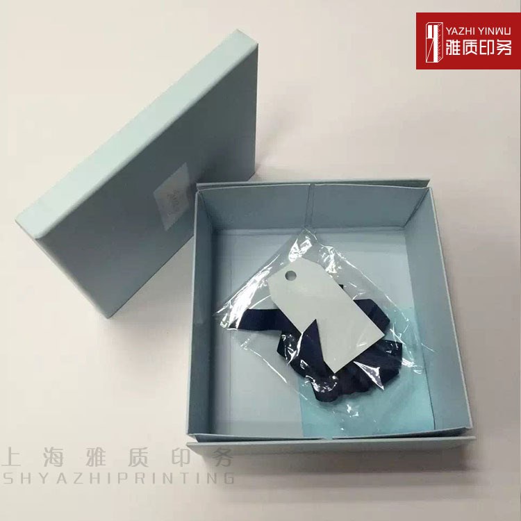 【廠家定制】折疊裱糊禮盒 化妝品包裝盒 精油套裝盒 禮贈(zèng)品盒