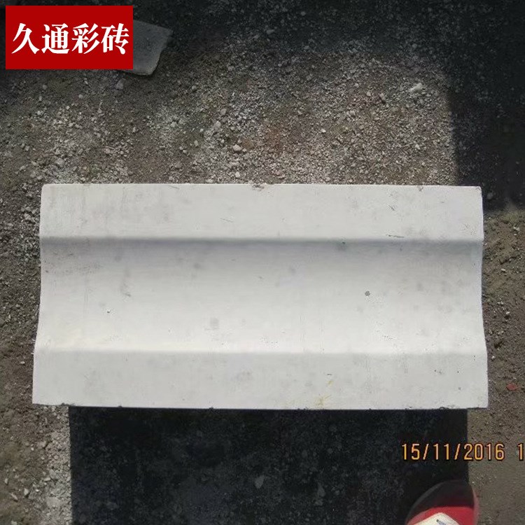 厂家直销倒角路牙路沿石市政水泥混凝土预制块高速路边防护路边石