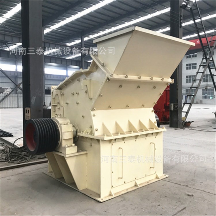 批發鐵礦石玄武巖制砂機 新一代反擊式細碎機