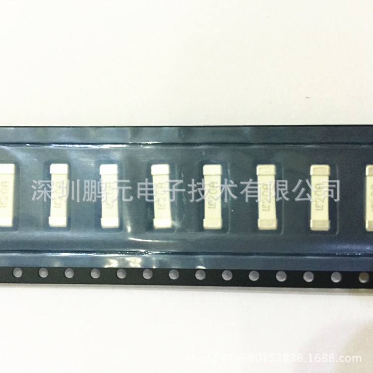 Littelfuse力特貼片熔斷型保險絲2125V 12.1X4.45MM 0456025.ER