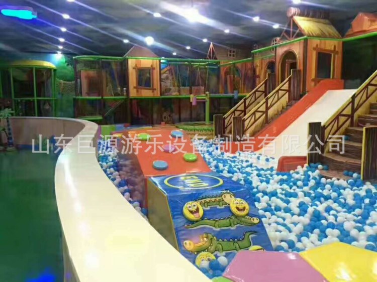 泰安淘氣堡廠家，室內(nèi)游樂設(shè)備廠家，兒童淘氣堡廠家