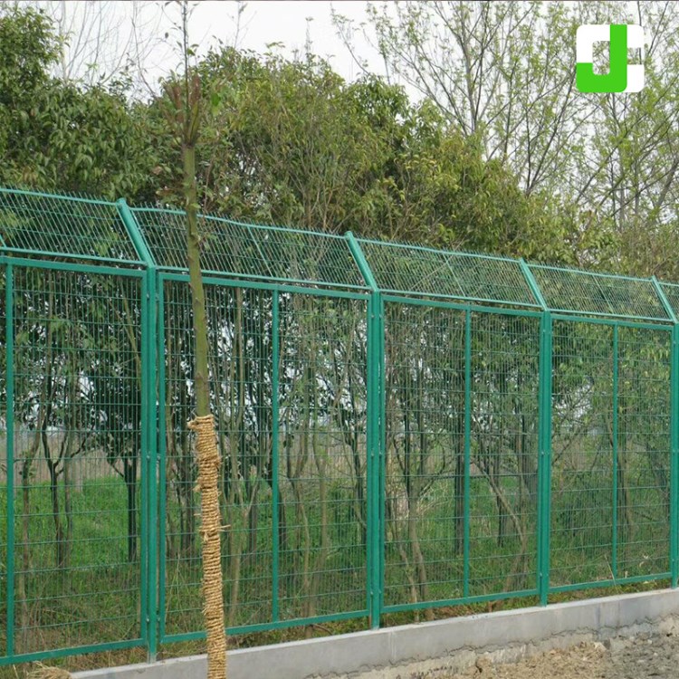 廠家直銷綠色高速公路浸塑防護(hù)網(wǎng) 現(xiàn)貨雙邊絲圍網(wǎng)邊框架欄網(wǎng)