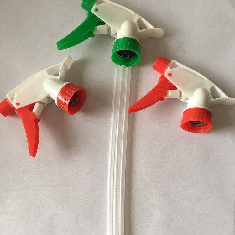 供应塑料手扣式喷头小喷嘴五金配件微型喷雾器小喷嘴厂家直销