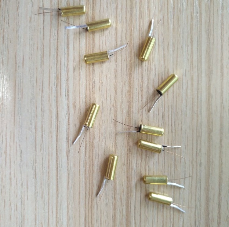 銷售SW-58010P靈敏密封振動(dòng)彈簧開關(guān)指尖陀螺移動(dòng)電源產(chǎn)品鞋燈玩