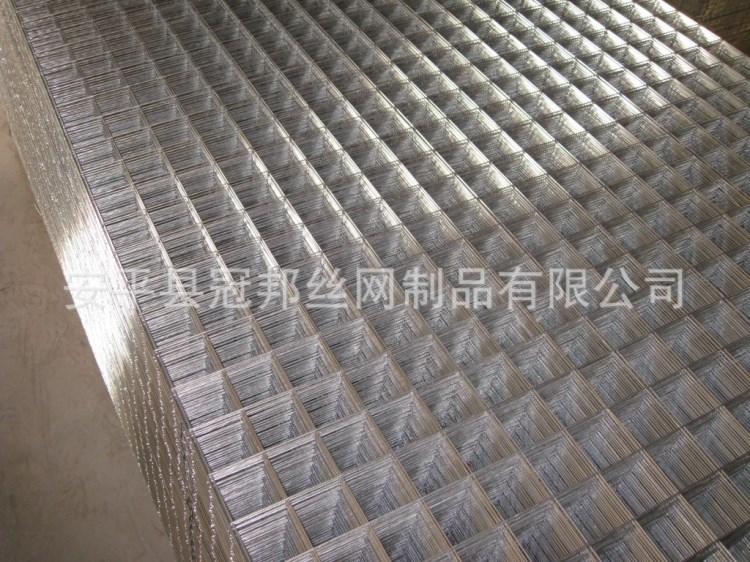 異型電焊網(wǎng)片,鍍鋅電焊網(wǎng)片,冠邦電焊網(wǎng)廠