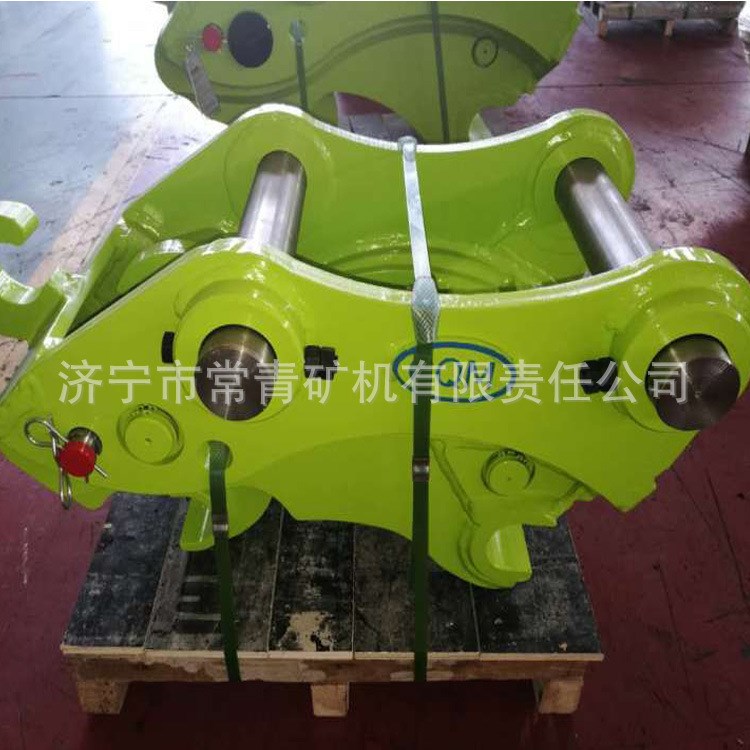 配各種挖機型號 挖掘機配件 挖斗 破碎錘 快速連接器 現(xiàn)貨批發(fā)