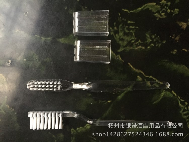 【航空類牙具】透明小廣東牙刷+護(hù)套，牙刷5.5g護(hù)套2g，總長(zhǎng)14cm