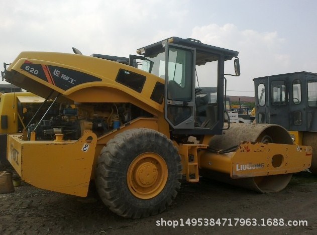 2手徐工21噸鐵三輪壓路機(jī)信息