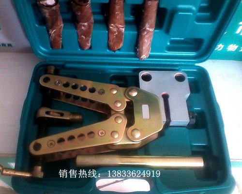 廠家供應(yīng)便攜式打孔機(jī)  CKJ-1機(jī)械式?jīng)_孔機(jī) 角鋼沖孔作業(yè)