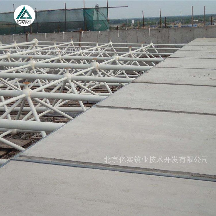 鋼骨架輕型板廠家供應鋼桁架輕質(zhì)網(wǎng)架板加油站網(wǎng)架結構系配套使用