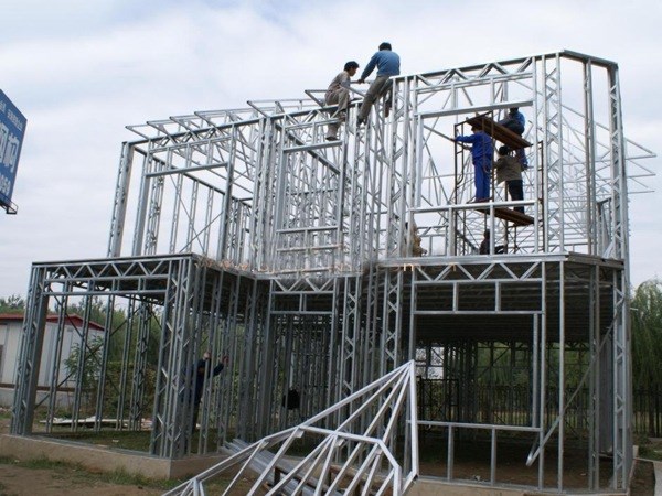 钢结构别墅设计建造安装，选江苏鑫鹏设计、壹级施工