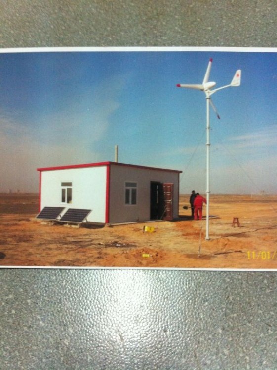 蘭州地區(qū)300W，500W風(fēng)力發(fā)電機(jī)風(fēng)能加太陽能發(fā)電