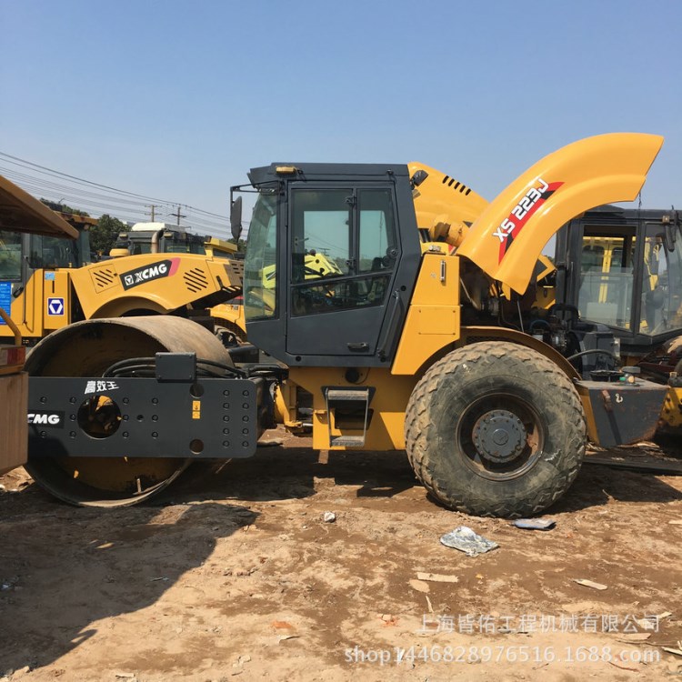 舊洛陽壓路機(jī)