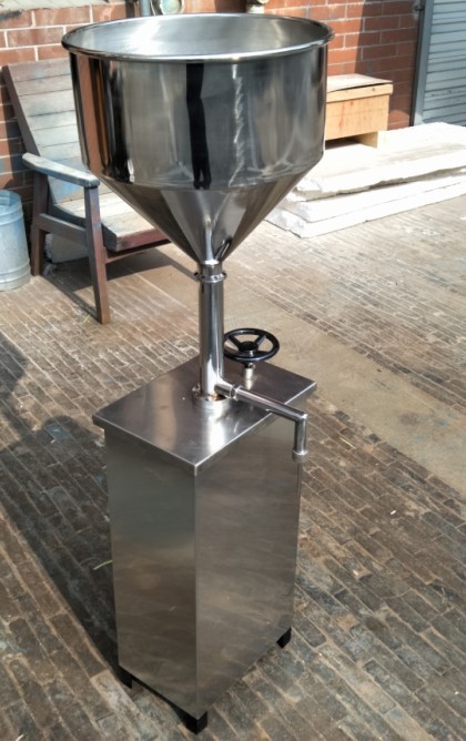 冰袋灌装机,二号黄油全气动灌装机,浆糊气动灌装机,灌装机