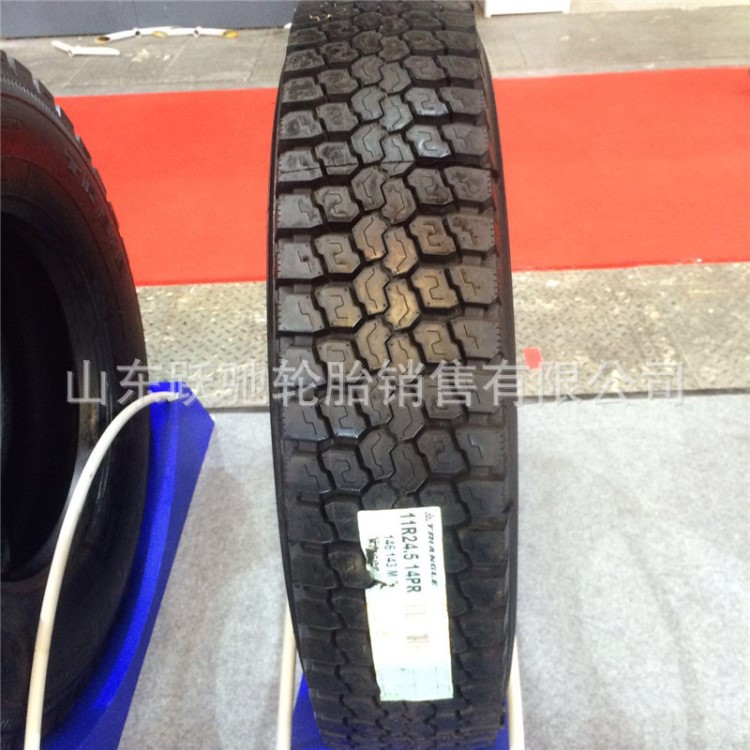 供應(yīng)三角11R24.5卡客車輪胎雪地泥地鋼絲子午線胎全新