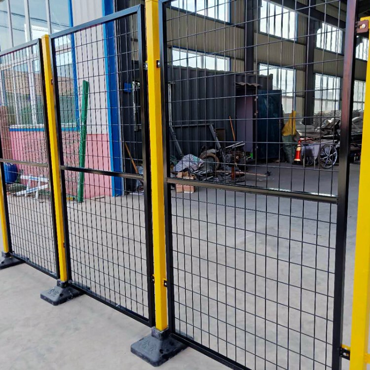 青島廠家直銷 噴塑車間隔離護欄 定制金屬防護網 倉庫隔斷圍欄