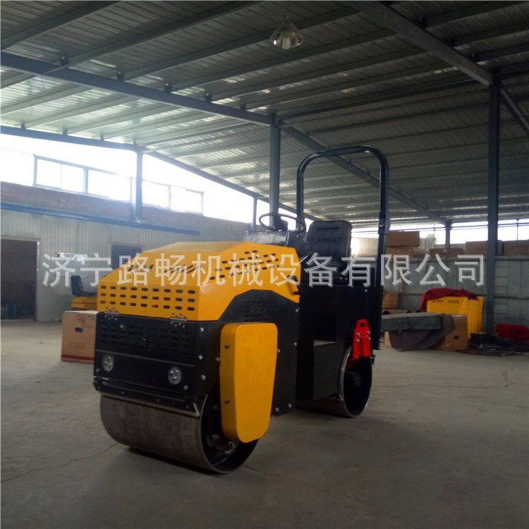 1噸小型壓路機 雙輪壓路機 座駕壓路機