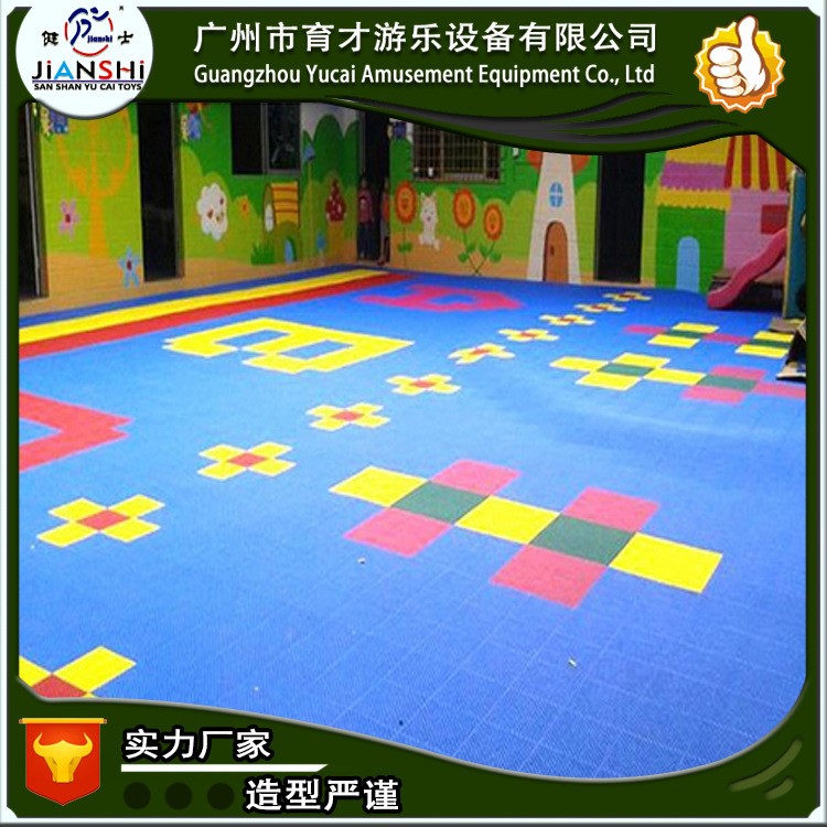 幼教早教懸浮地板地墊 學(xué)校籃球場羽毛球場運動地膠廠家