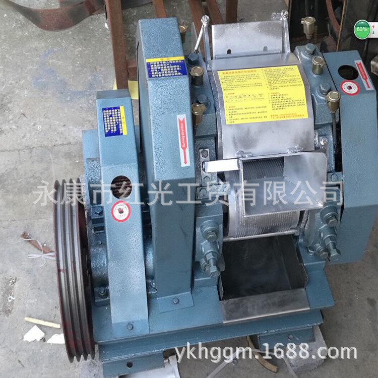 廠家直銷 大型商用甘蔗機(jī) 電動榨汁機(jī) 壓榨機(jī) 榨糖機(jī) 紅糖機(jī)