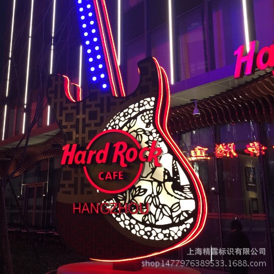 提供導視牌 戶外l精神堡壘 戶外廣告立牌 銀行 加油站立牌