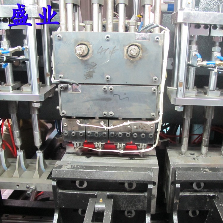 廠家批發(fā)  精密液壓全自動(dòng)吹瓶機(jī) 一出二成型吹塑機(jī)廠家
