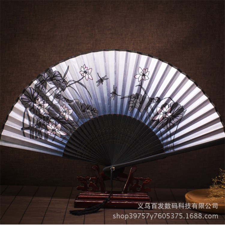 扇子數(shù)碼印花機(jī) 彩繪彩印機(jī)價(jià)格 UV平板打印機(jī)廠家 設(shè)備性價(jià)比高