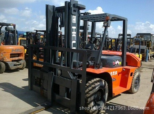 二手叉車&mdash;二手合力15噸叉車