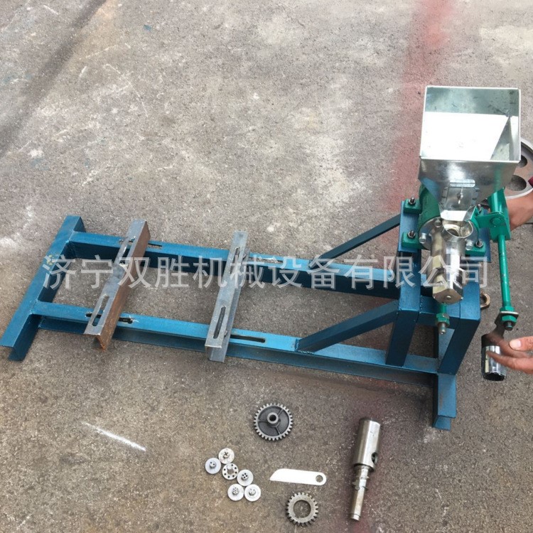 五谷雜糧膨化機(jī)操作視頻 量商用玉米大米膨化機(jī) 創(chuàng)業(yè)設(shè)備