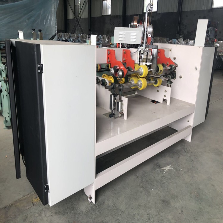 新型釘箱機全自動 紙箱釘箱機 紙箱打釘機 高速釘箱機 紙箱機械
