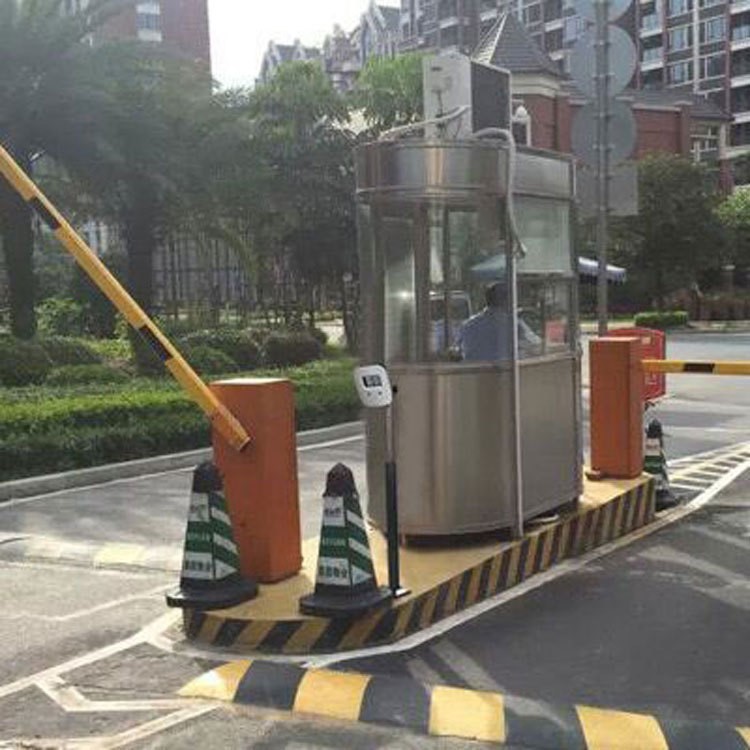 遠(yuǎn)距離高清車牌識(shí)別自動(dòng)讀卡系統(tǒng)，收費(fèi)管理系統(tǒng)