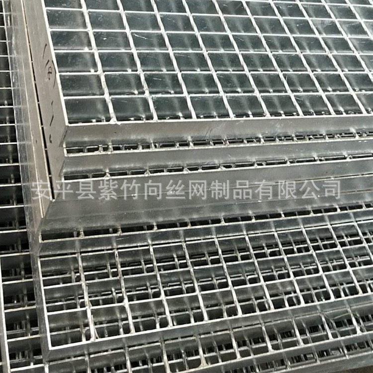 廠家直銷鋼格柵板 熱鍍鋅鋼格板廠家 溝蓋板踏步板生產(chǎn)